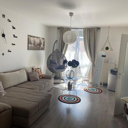 Gyoengy Apartman Шопрон Экстерьер фото