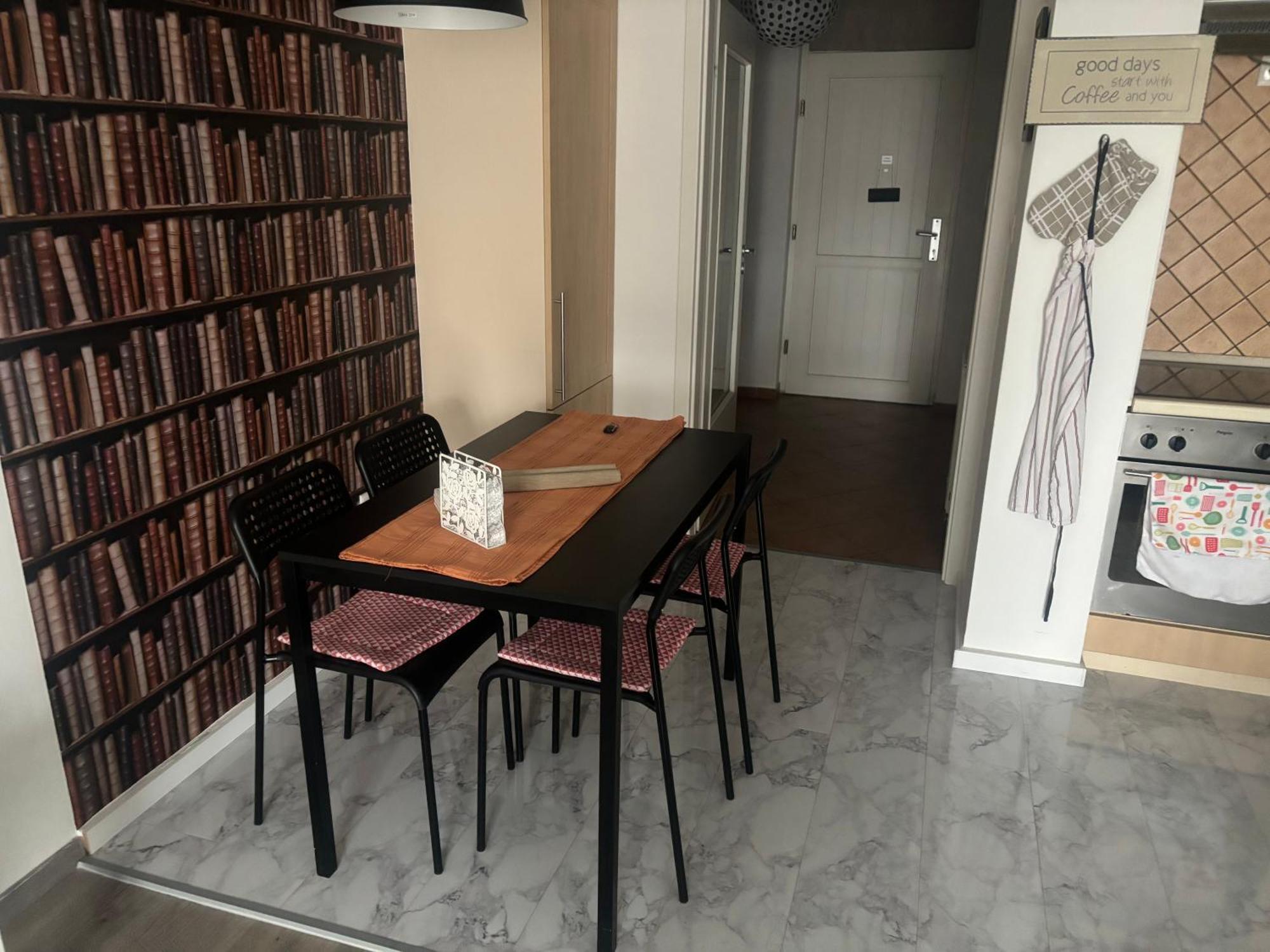 Gyoengy Apartman Шопрон Экстерьер фото